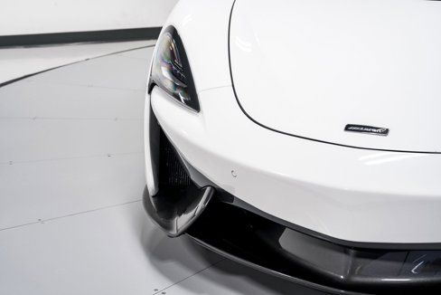 Used 2020 McLaren 570S Spider image 42