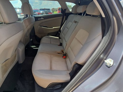 Used 2017 Hyundai Tucson SE image 11