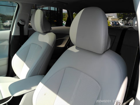 Used 2026 Hyundai Kona Limited image 12