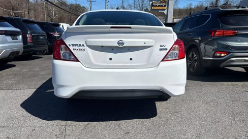 Used 2018 Nissan Versa SV image 12