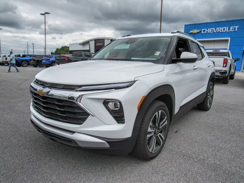 New 2025 Chevrolet TrailBlazer LT w/ Driver Confidence Package image 9