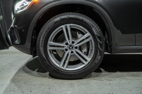 Used 2022 Mercedes-Benz GLC 300 image 7