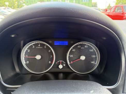 Used 2010 Hyundai Accent GS w/ Premium Pkg 3 image 18