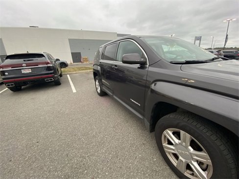 Used 2016 GMC Terrain SLE image 14