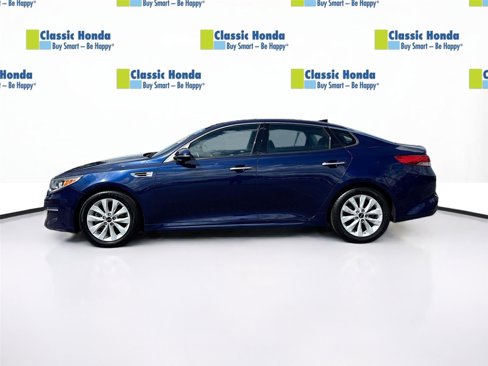 Used 2018 Kia Optima EX w/ Premium Package image 4