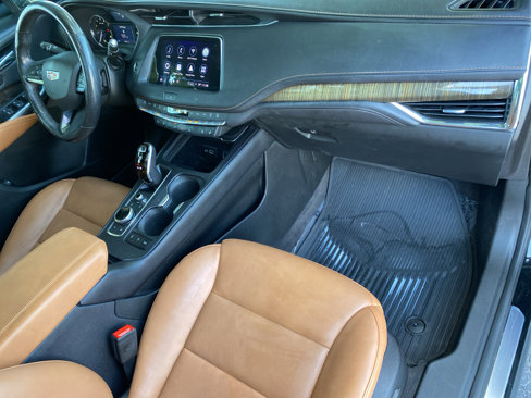 Used 2021 Cadillac XT4 Sport image 32
