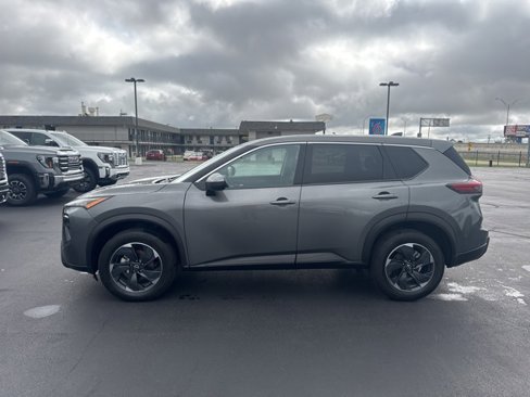 Used 2024 Nissan Rogue SV image 8