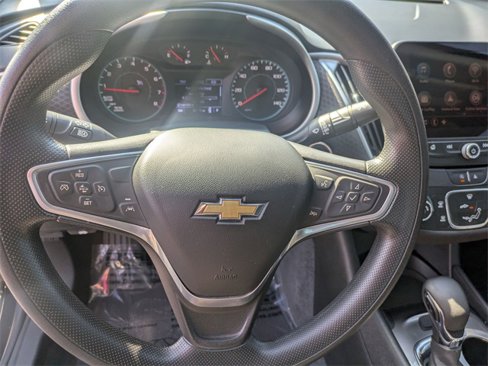 Used 2023 Chevrolet Malibu LS image 14