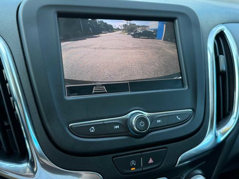 Used 2023 Chevrolet Equinox LT image 51