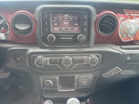 Used 2021 Jeep Wrangler Sport image 23