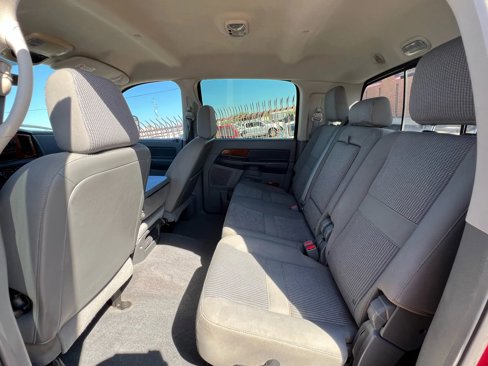 Used 2006 Dodge Ram 2500 Truck SLT image 17