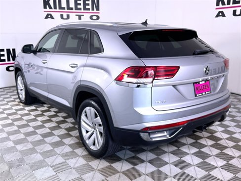 Used 2020 Volkswagen Atlas Cross Sport SE image 5