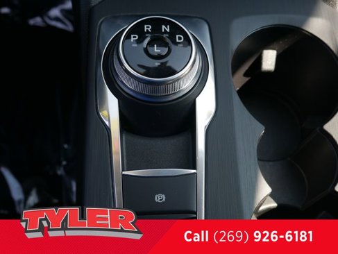 Used 2022 Ford Escape SE w/ Cold Weather Package image 36