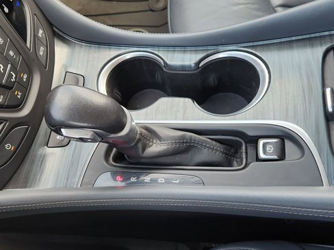 Used 2020 Buick Envision Essence image 23