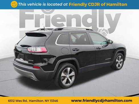 Used 2022 Jeep Cherokee Limited w/ Mopar Interior Package image 6