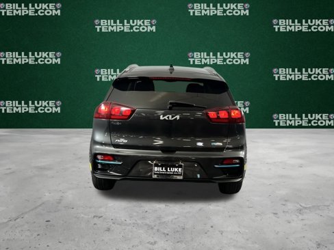 Used 2022 Kia Niro EX image 8