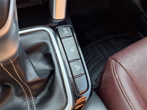 Certified 2022 Kia Seltos SX w/ Sunroof Package image 38