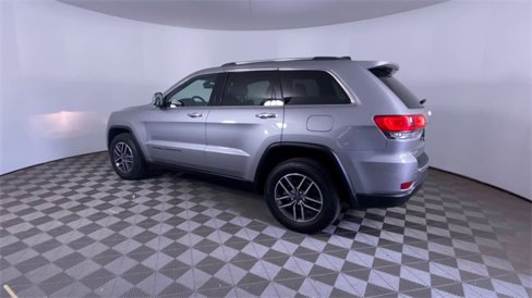 Used 2019 Jeep Grand Cherokee Limited image 20
