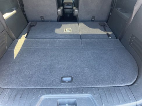 Used 2017 Chevrolet Traverse LT image 30