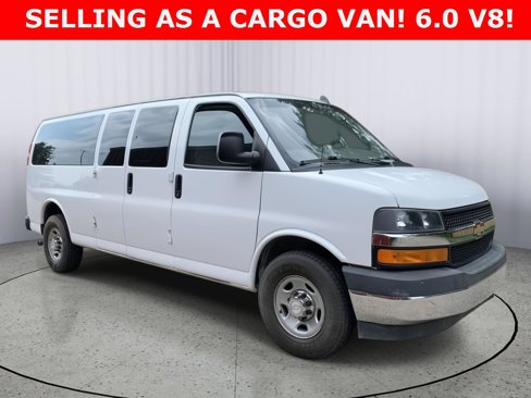 Used 2017 Chevrolet Express 3500 LT w/ LT Preferred Equipment Group image 2