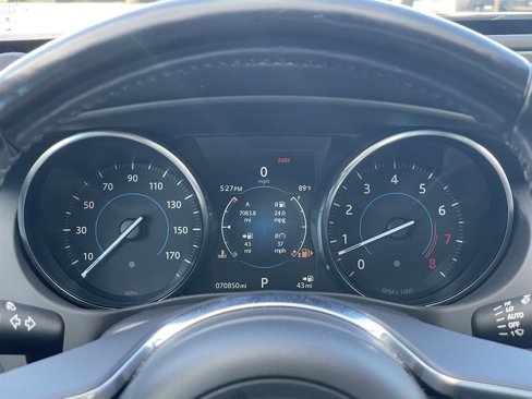 Used 2017 Jaguar XE R-Sport image 25