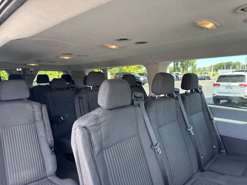 Used 2017 Ford Transit 350 XLT image 23