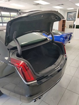 Used 2018 Cadillac CT6 Luxury image 18