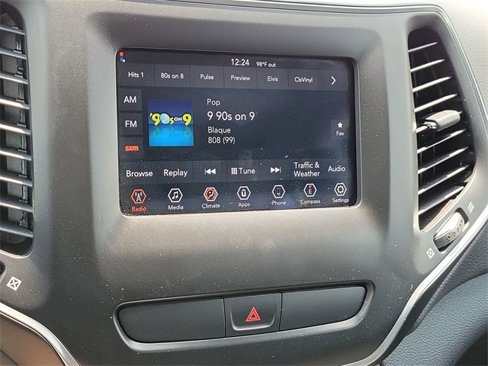 Used 2019 Jeep Cherokee Latitude w/ Popular Appearance Group image 13