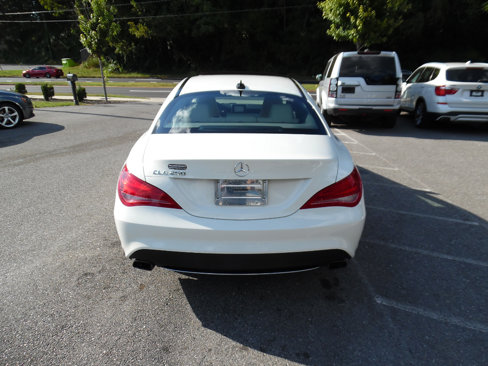 Used 2014 Mercedes-Benz CLA 250 image 4