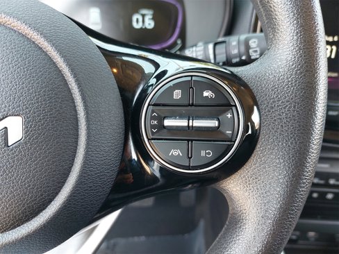 Used 2023 Kia Soul S image 17