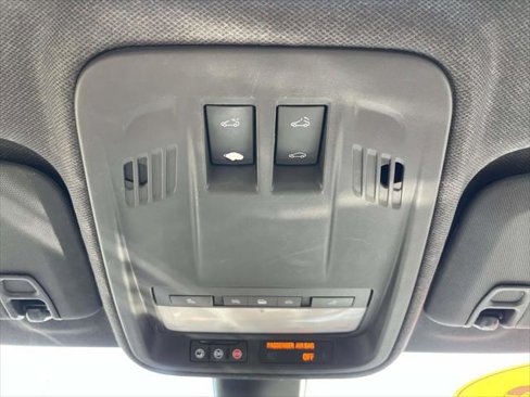 Used 2016 Chevrolet Cruze LT w/ Sun And Sound Package image 32