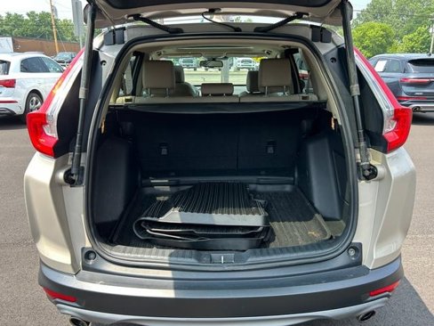 Used 2019 Honda CR-V Touring image 21