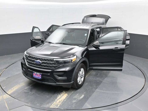 Used 2020 Ford Explorer XLT image 47