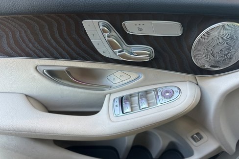 Certified 2021 Mercedes-Benz GLC 300 w/ Premium Package image 11