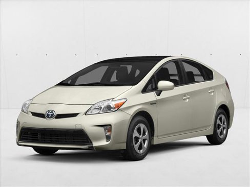 Used 2015 Toyota Prius Three image 1
