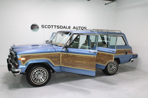 Used 1991 Jeep Grand Wagoneer image 17