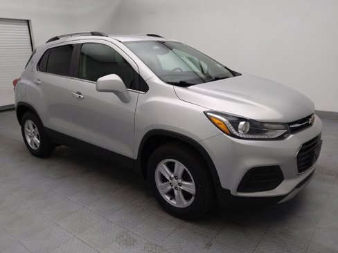 Used 2019 Chevrolet Trax LT w/ LT Convenience Package image 11