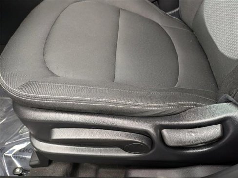 Used 2017 Kia Soul + image 20