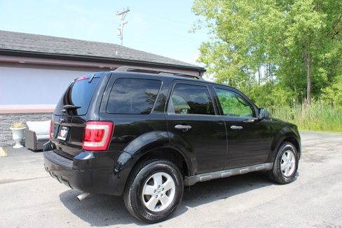 Used 2011 Ford Escape XLT w/ 201A Rapid Spec Order Code image 4