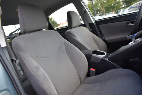 Used 2015 Toyota Prius Three image 32