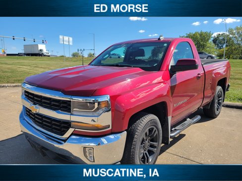 Used 2018 Chevrolet Silverado 1500 LT w/ LT Convenience Package image 2