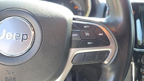 Used 2019 Jeep Grand Cherokee Limited w/ Luxury Group II image 18