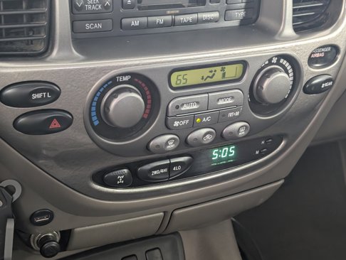 Used 2005 Toyota Sequoia Limited image 20