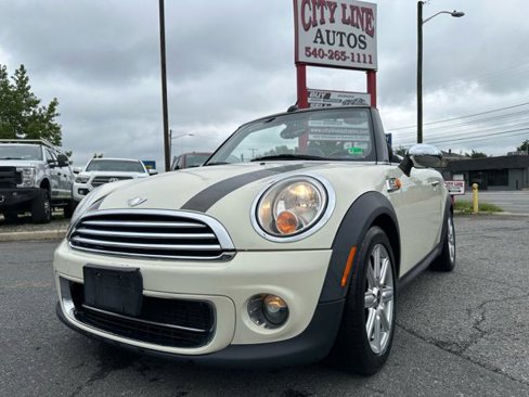Used 2011 MINI Cooper Convertible w/ Premium Pkg image 9
