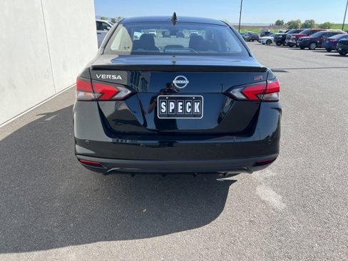 New 2025 Nissan Versa SR w/ Trunk Package image 18