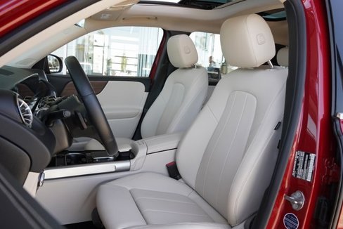 Certified 2022 Mercedes-Benz GLB 250 image 23