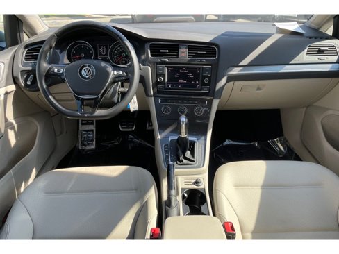 Used 2019 Volkswagen Golf Alltrack S image 14