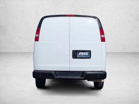Used 2020 Chevrolet Express 2500 w/ Communications Package image 7