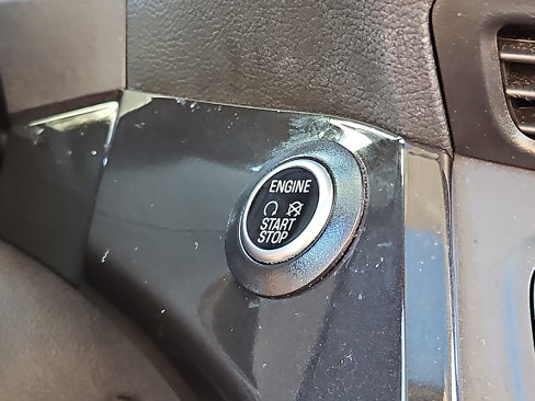 Used 2018 Ford Escape Titanium image 24