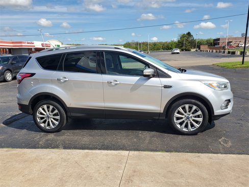 Used 2017 Ford Escape Titanium image 4